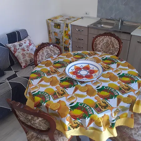 Casa Di Salerosa * Rilievo